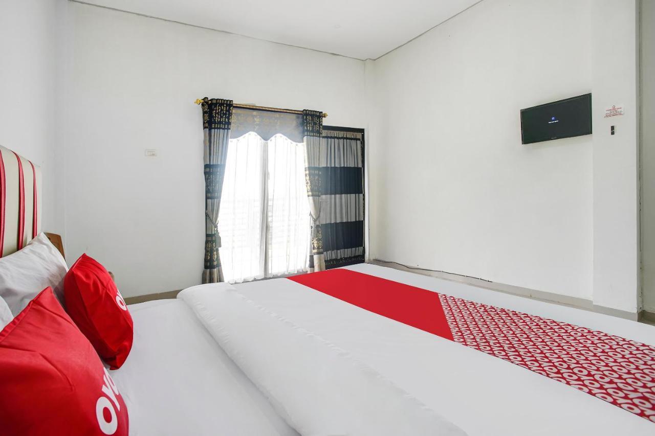Oyo 2246 アンジュン バン オキン ホテル アンド リゾート Pasarpulaupisang エクステリア 写真